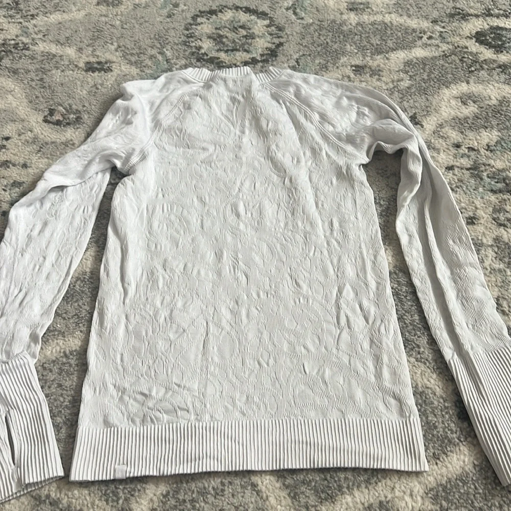 Lululemon Floral Textured Rest Less Pullover - Picture 8 of 9